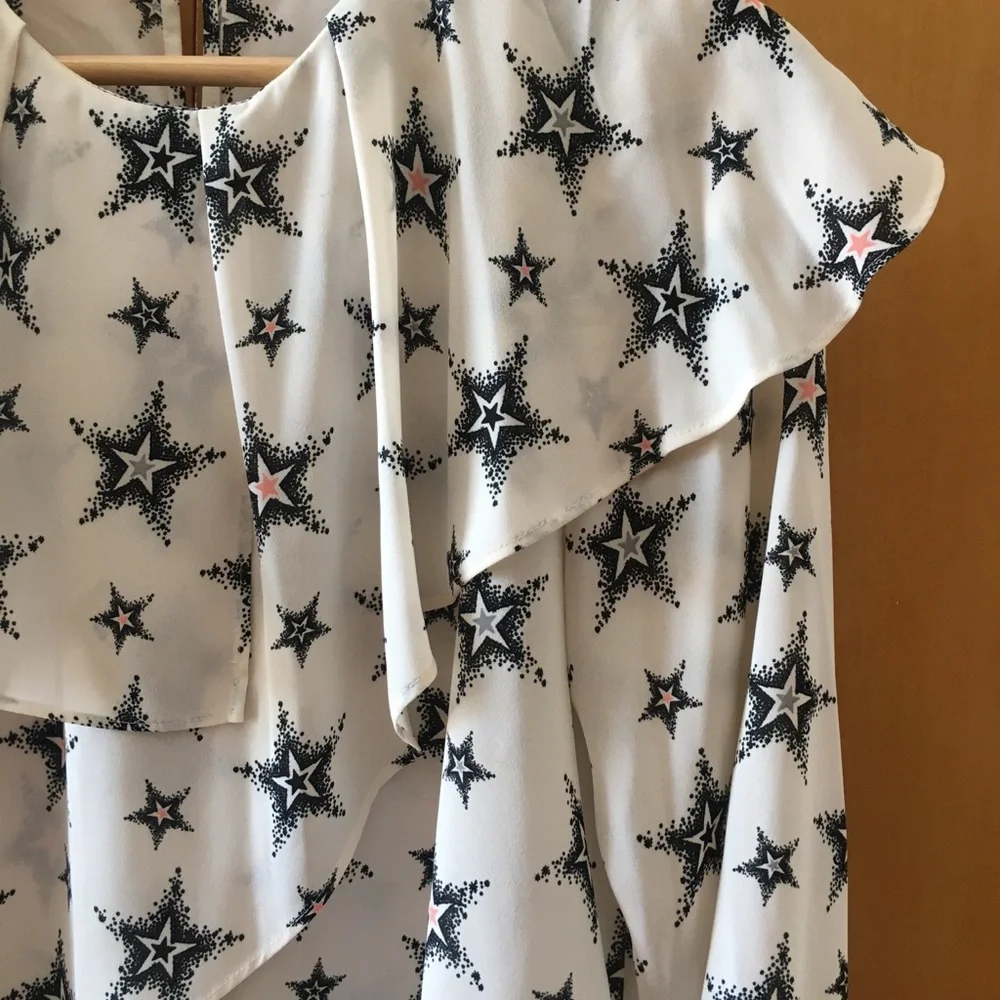 NWT - Zara Ruffled blouse with stars - Picture 6 of 10